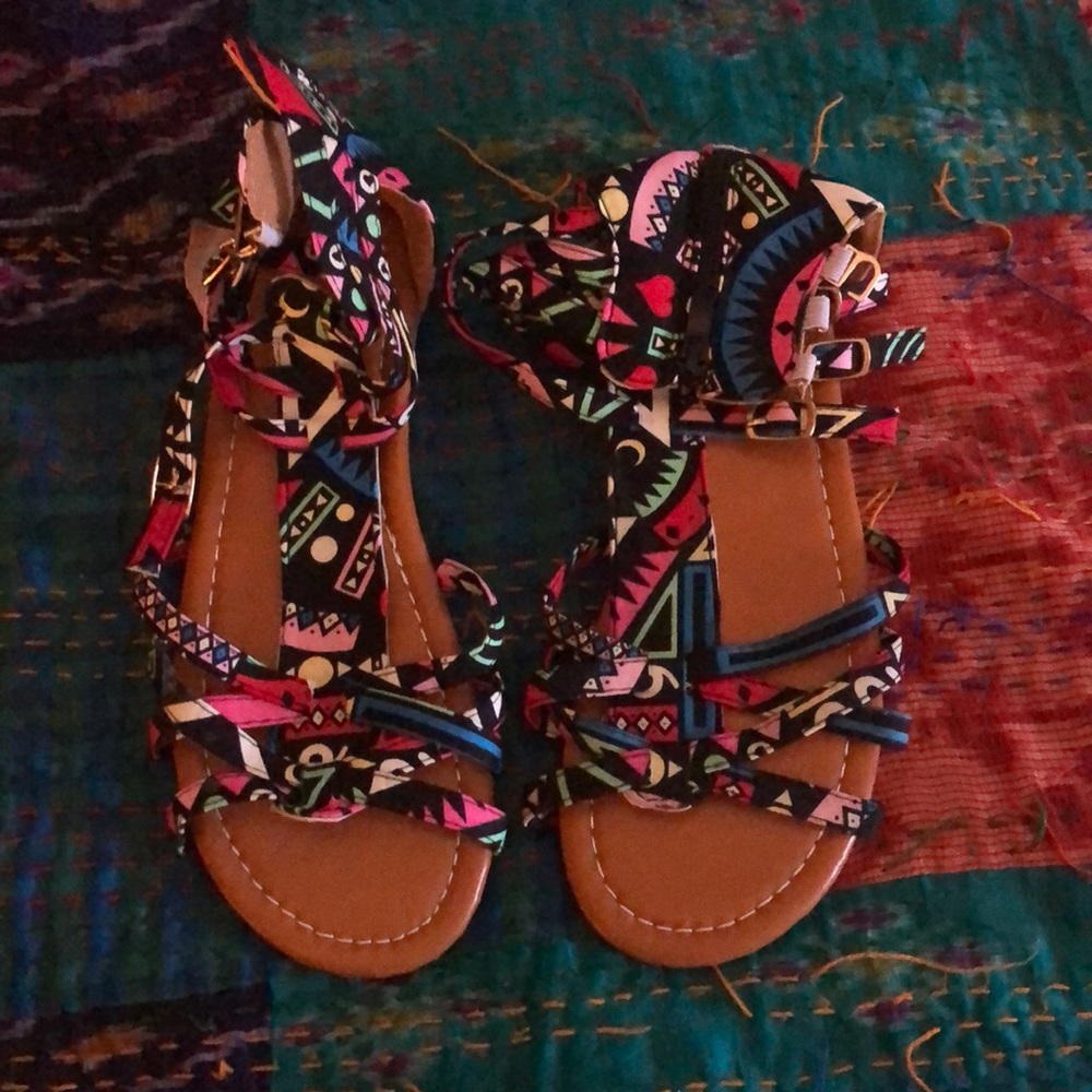 NWOB multi colored sandals